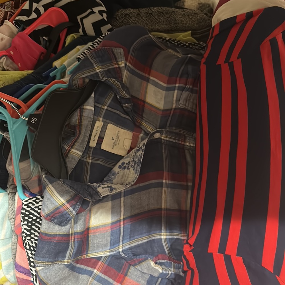 Bundle SALE!!! 5/$10 - Picture 6 of 7